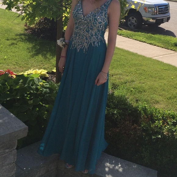 Prom Dress - Picture 9 of 9